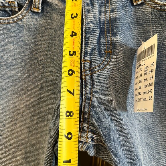 Brandy Melville John Galt Quinn Jeans - Picture 13 of 14